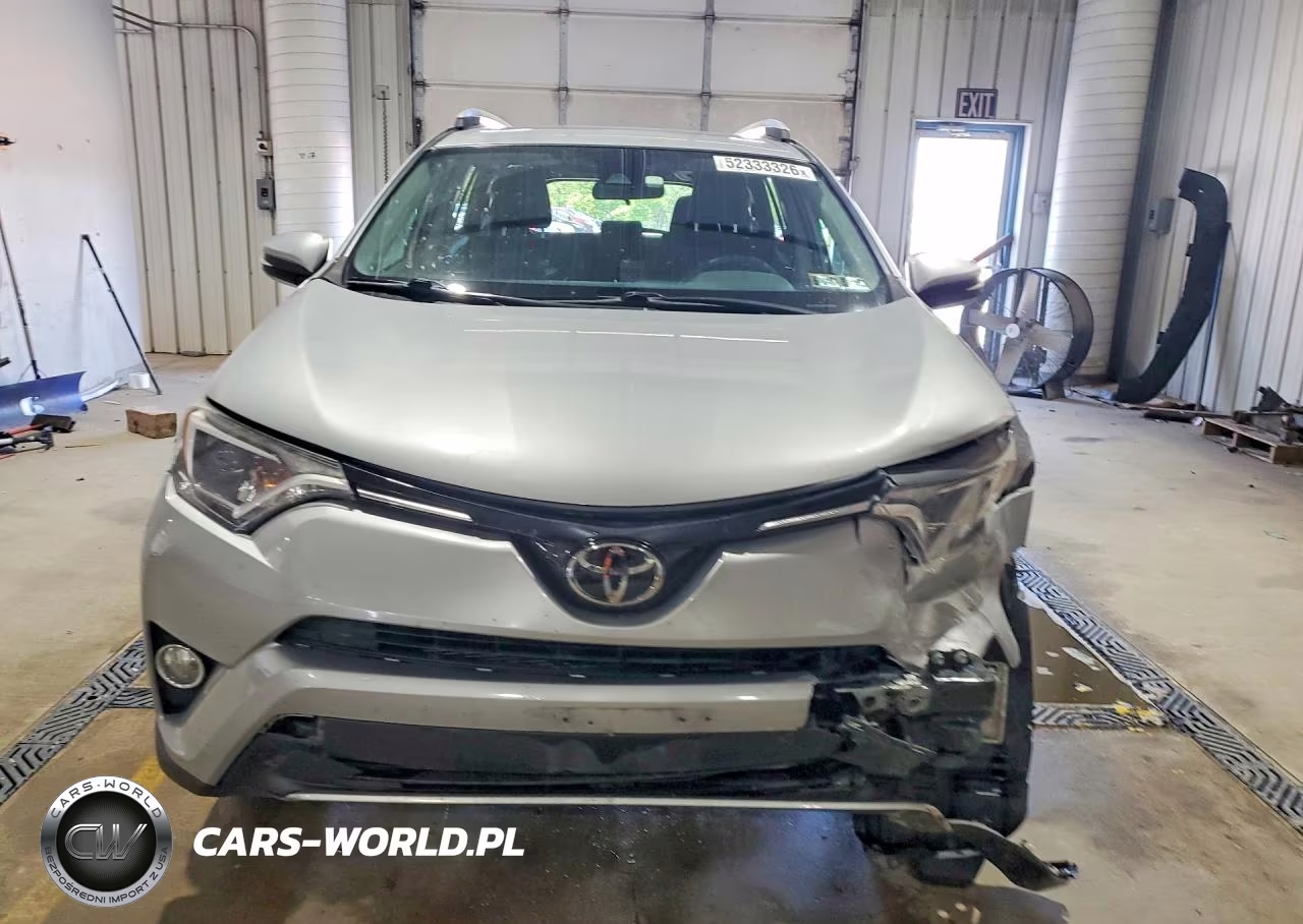 2018 Toyota Rav4 Xle VIN:2T3RFREV5JW793372 - 5