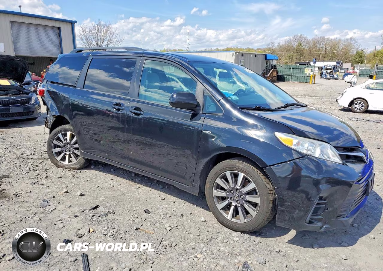 2018 Toyota Sienna 4X4 Le VIN:5TDJZ3DC5JS198881 - 4