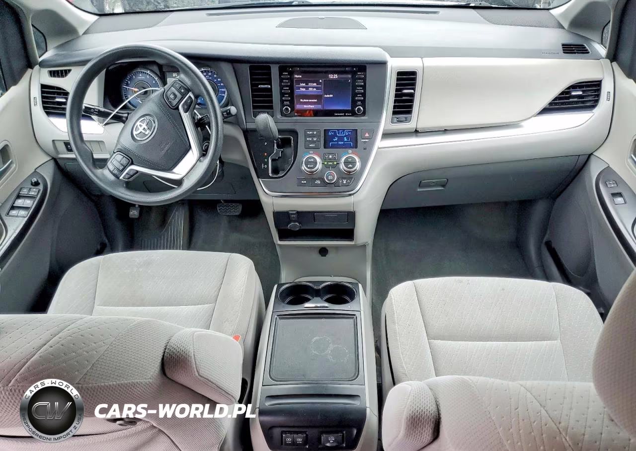 2018 Toyota Sienna 4X4 Le VIN:5TDJZ3DC5JS198881 - 8