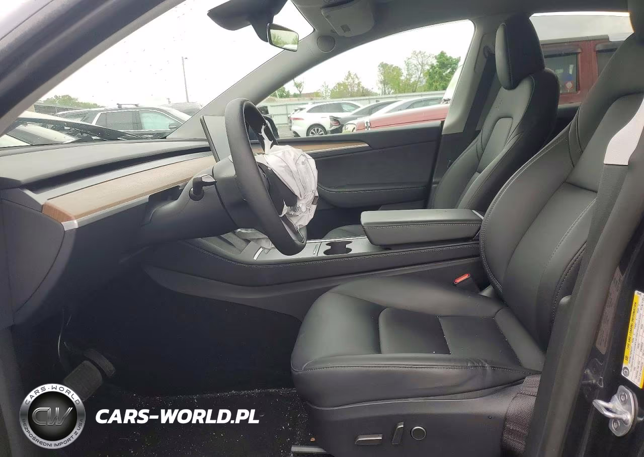 2024 Tesla Model Y VIN:7SAYGDEE5RA292480 - 7