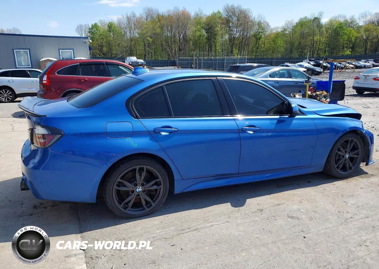 2014 BMW 335 Xi VIN:WBA3B9G53ENR99105 - 3