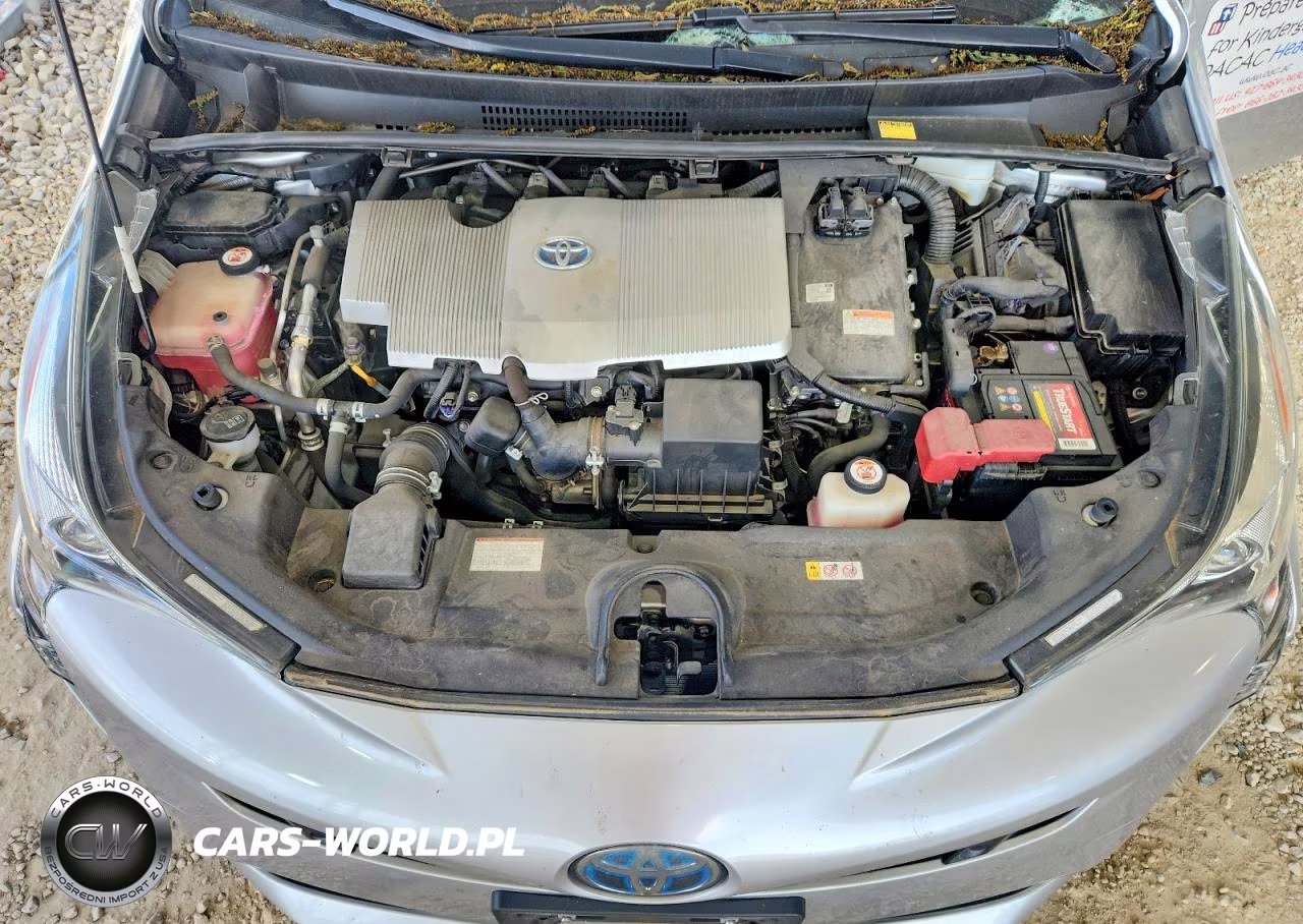 2018 Toyota Prius Two VIN:JTDKBRFU7J3598721 - 12