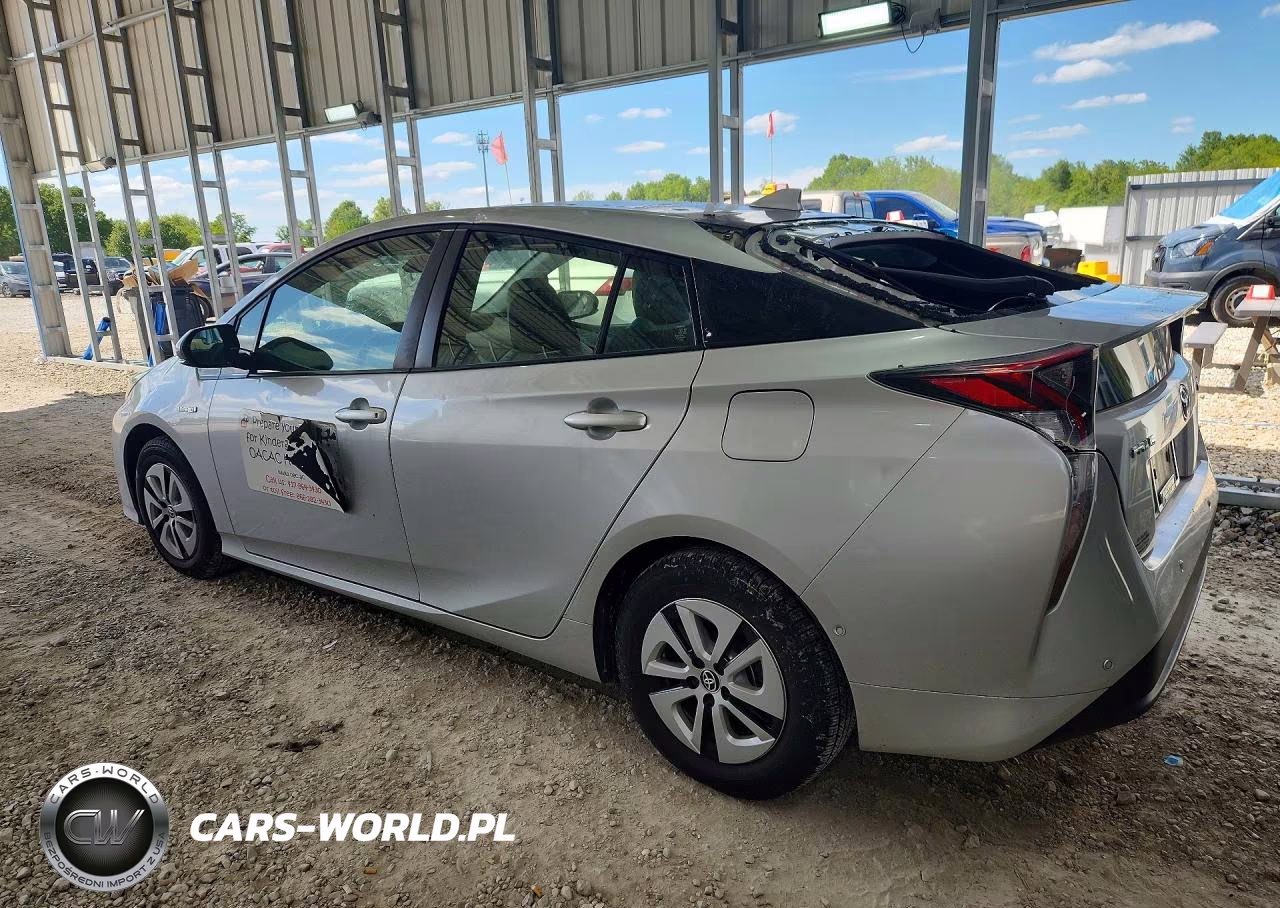 2018 Toyota Prius Two VIN:JTDKBRFU7J3598721 - 2