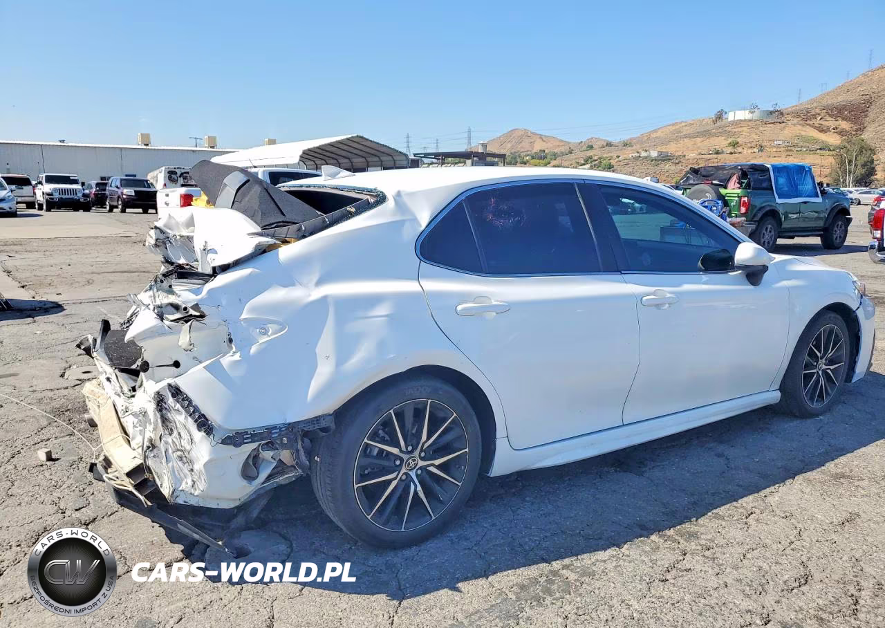 2021 Toyota Camry Se VIN:4T1G31AKXMU556130 - 3