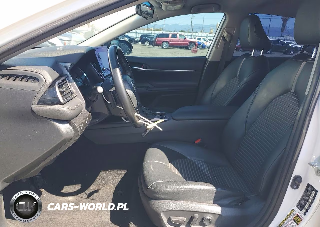 2021 Toyota Camry Se VIN:4T1G31AKXMU556130 - 7
