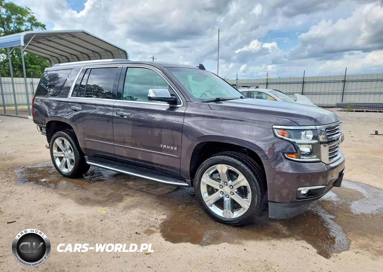 2018 Chevrolet Tahoe K1500 Premier VIN:1GNSKCKC3JR350304 - 4