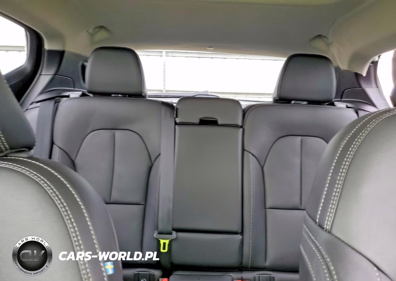 2025 Volvo Xc40 Plus VIN:YV4L12UC8S2464443 - 10