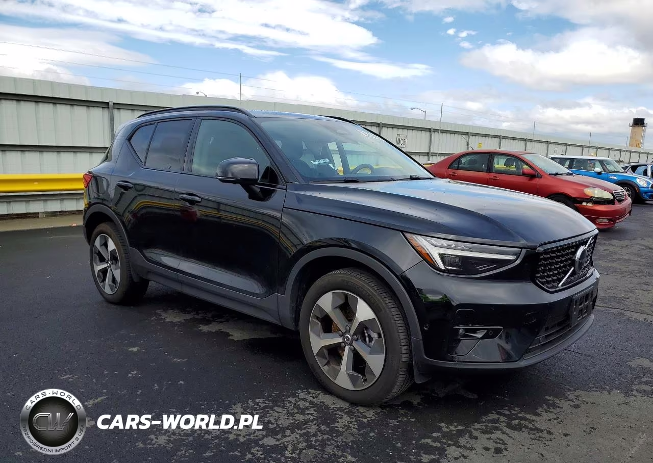 2025 Volvo Xc40 Plus VIN:YV4L12UC8S2464443 - 4