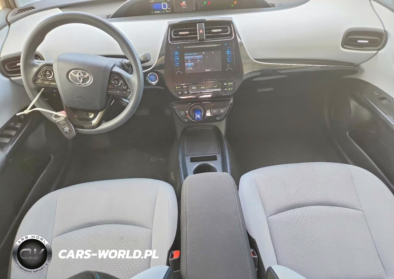2019 Toyota Prius Le VIN:JTDKARFU7K3087305 - 8