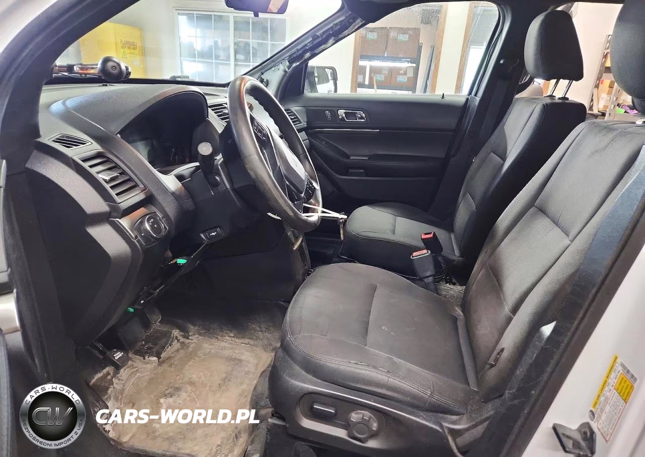 2019 Ford Explorer Police Interceptor VIN:1FM5K8AR7KGB28303 - 7