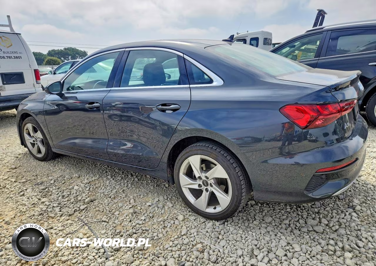 2022 Audi A3 Premium VIN:WAUGUDGY3NA091950 - 2