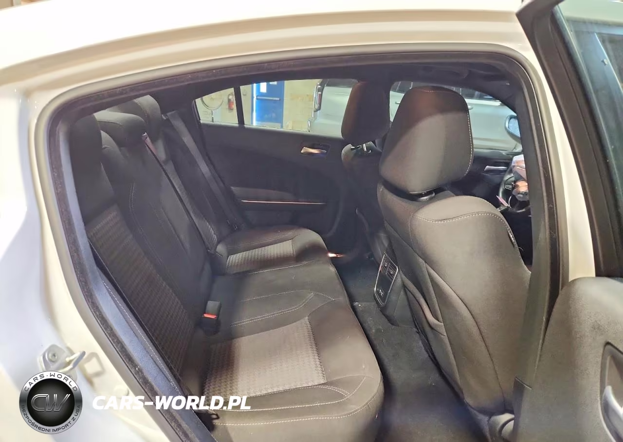 2023 Dodge Charger Sxt VIN:2C3CDXBGXPH672209 - 10