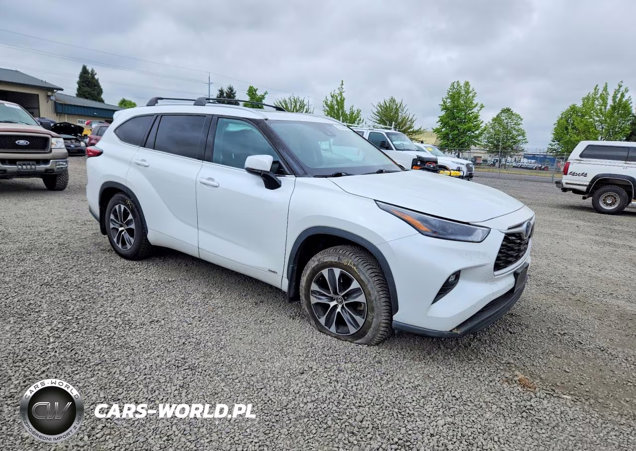 2022 Toyota Highlander Hybrid Xle VIN:5TDGBRCHXNS550390 - 4