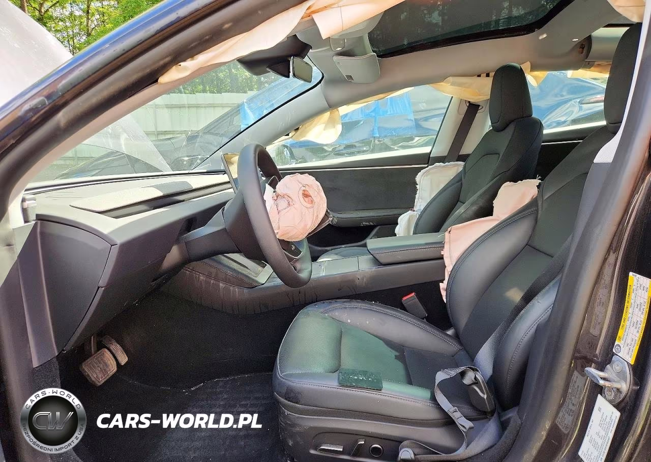 2025 Tesla Model 3 VIN:5YJ3E1EB1SF060467 - 7