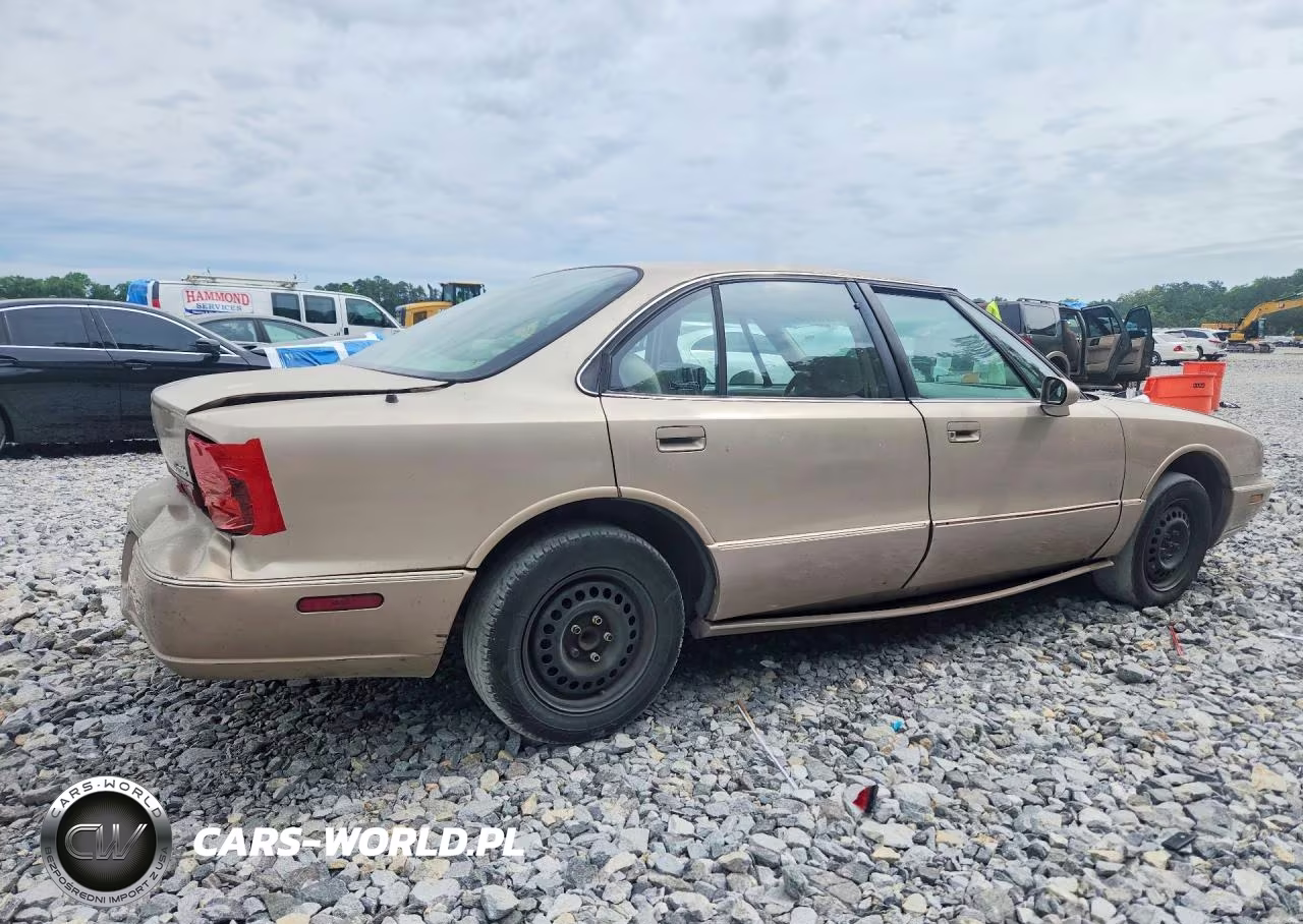 1998 Oldsmobile 88 Base VIN:1G3HN52K0W4862720 - 3