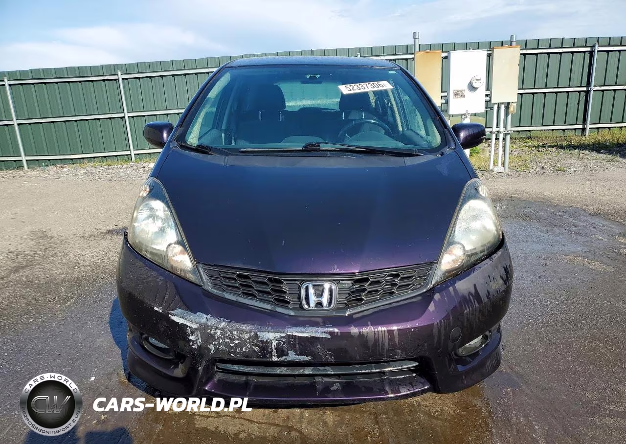 2013 Honda Fit Sport VIN:JHMGE8H52DC051341 - 5