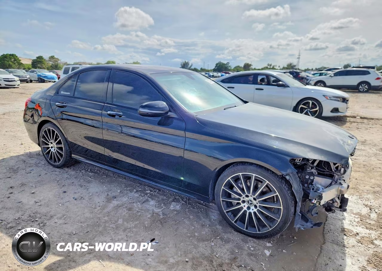 2019 Mercedes-Benz C 300 VIN:55SWF8DB2KU292403 - 4