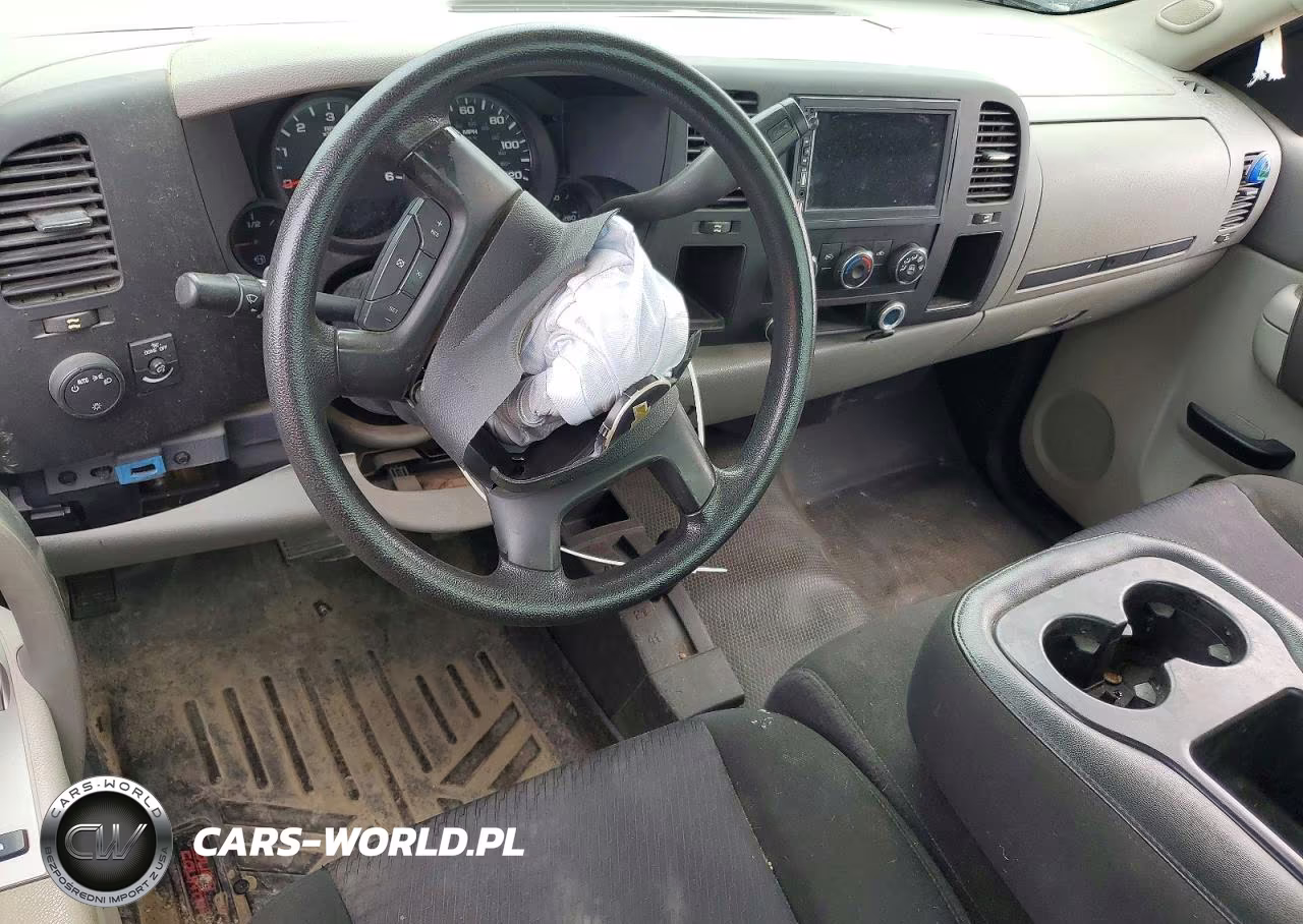 2012 Chevrolet Silverado K1500 VIN:1GCNKPEA9CZ158993 - 8