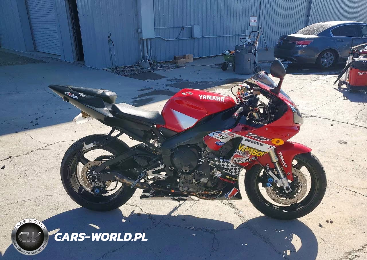 2000 Yama Yzfr1