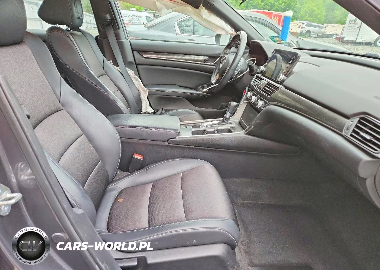 2018 Honda Accord Sport VIN:1HGCV1F35JA021820 - 7