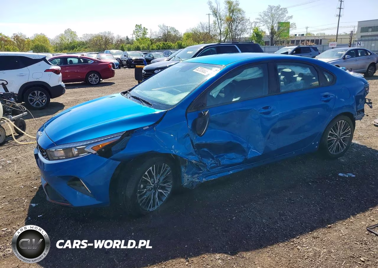 2024 Kia Forte Gt Line – zdjęcie 1 z 13