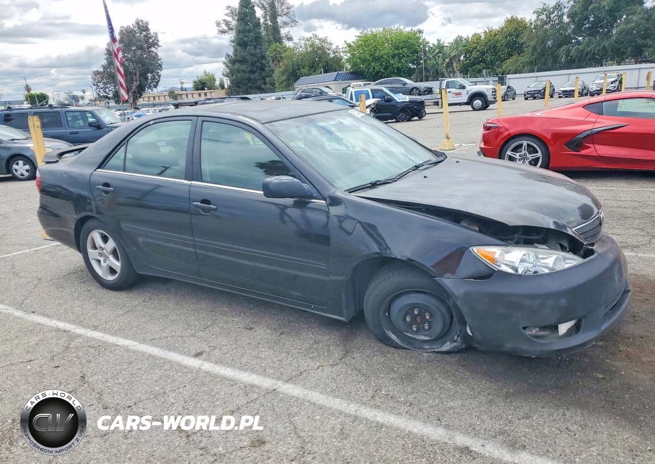 2005 Toyota Camry Se VIN:4T1BE32K05U051746 - 4