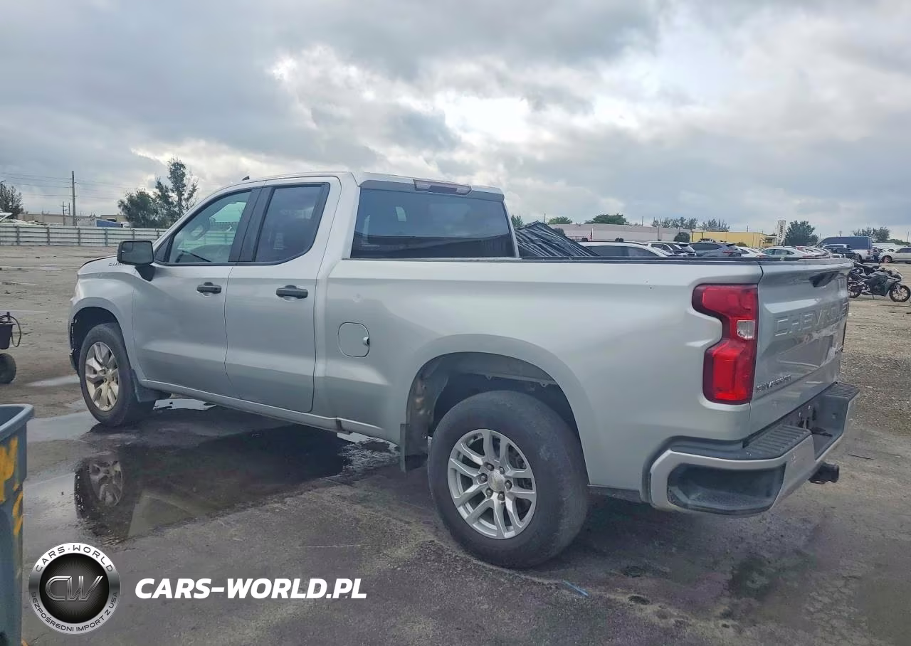 2022 Chevrolet Silverado Ltd C1500 Custom VIN:1GCRWBEK2NZ214096 - 2