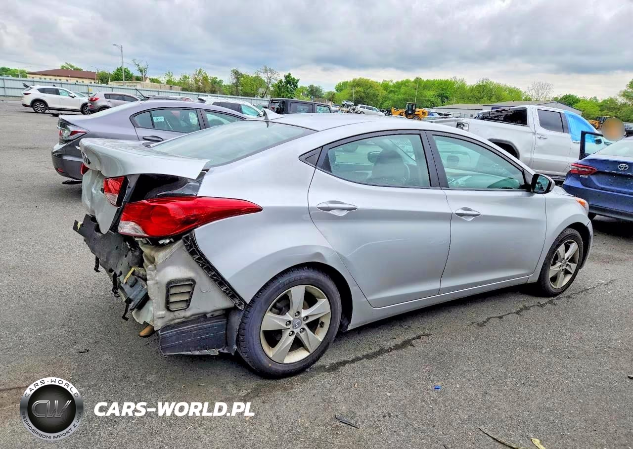 2011 Hyundai Elantra Gls VIN:KMHDH4AE3BU147884 - 3
