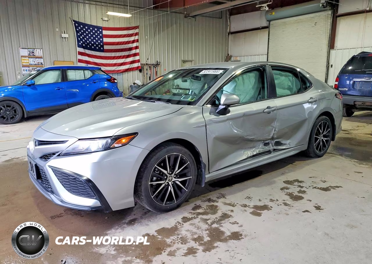 2024 Toyota Camry Se – zdjęcie 1 z 12