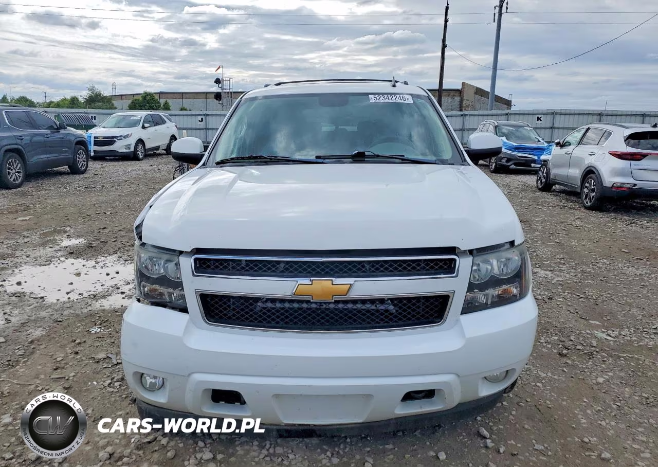 2013 Chevrolet Suburban K1500 Lt VIN:1GNSKJE7XDR243743 - 5