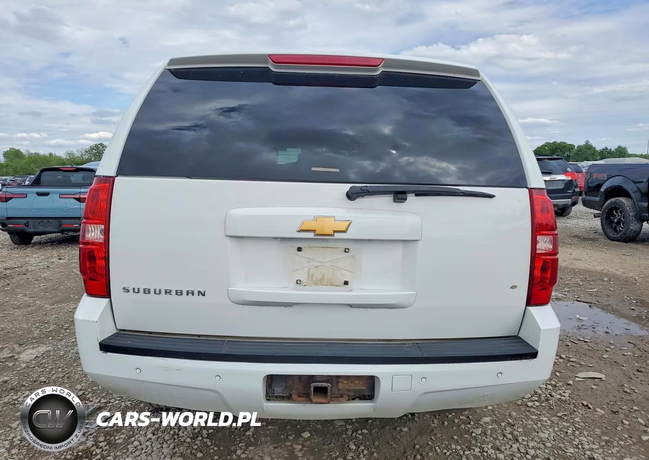 2013 Chevrolet Suburban K1500 Lt VIN:1GNSKJE7XDR243743 - 6