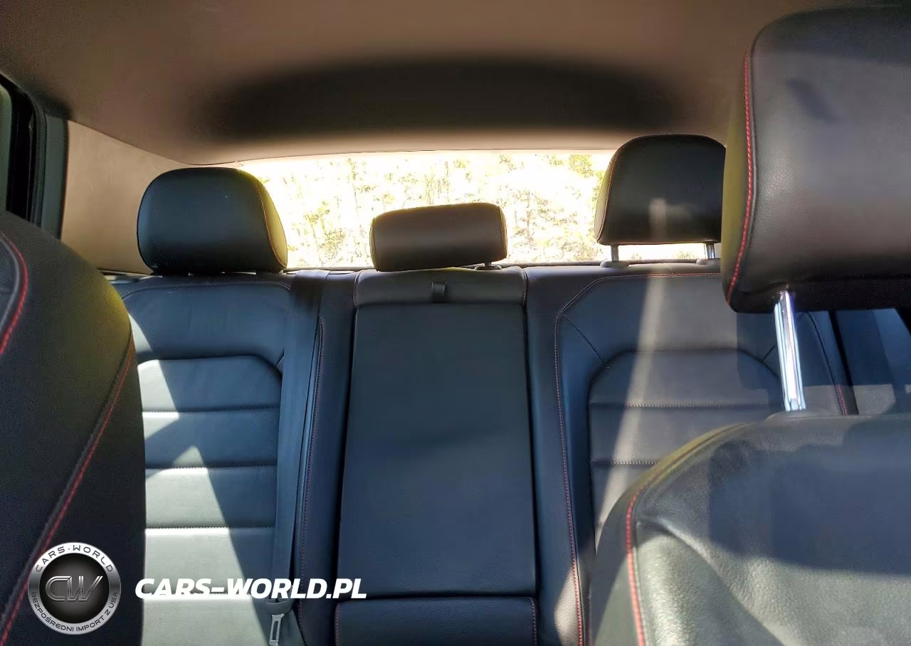 2017 Volkswagen Gti Sport VIN:3VW547AU4HM071888 - 10