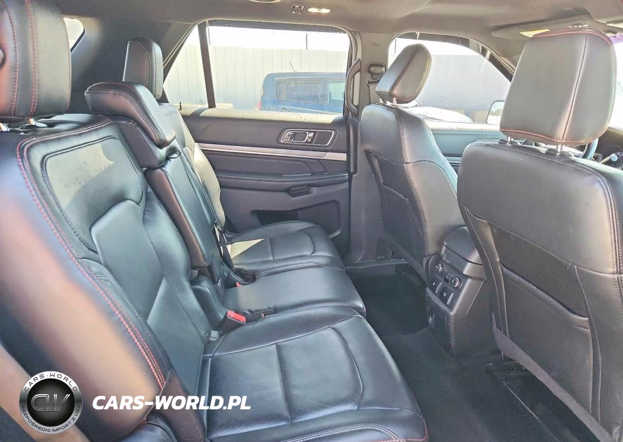 2019 Ford Explorer Sport VIN:1FM5K8GT8KGA26737 - 11