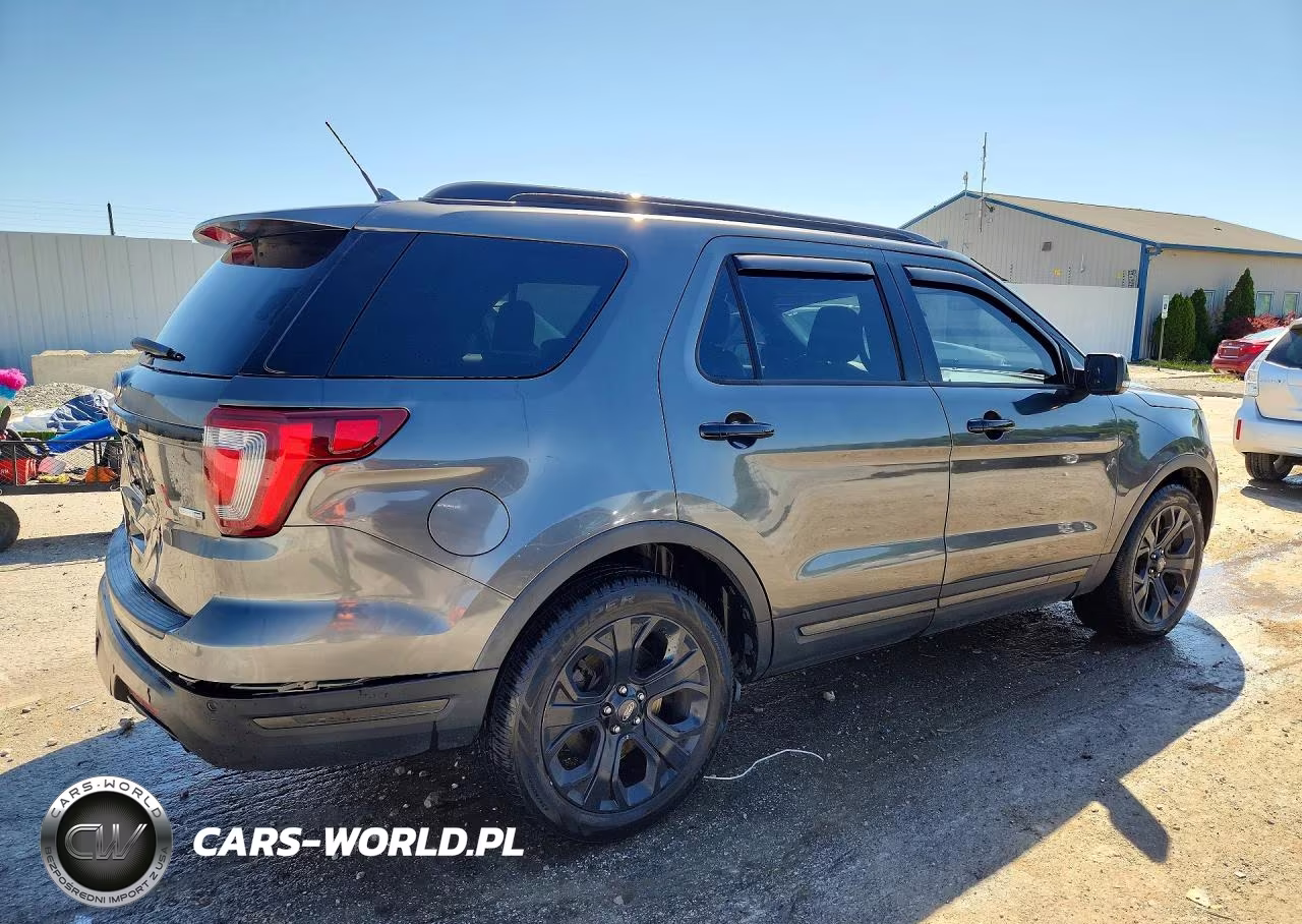 2019 Ford Explorer Sport VIN:1FM5K8GT8KGA26737 - 3