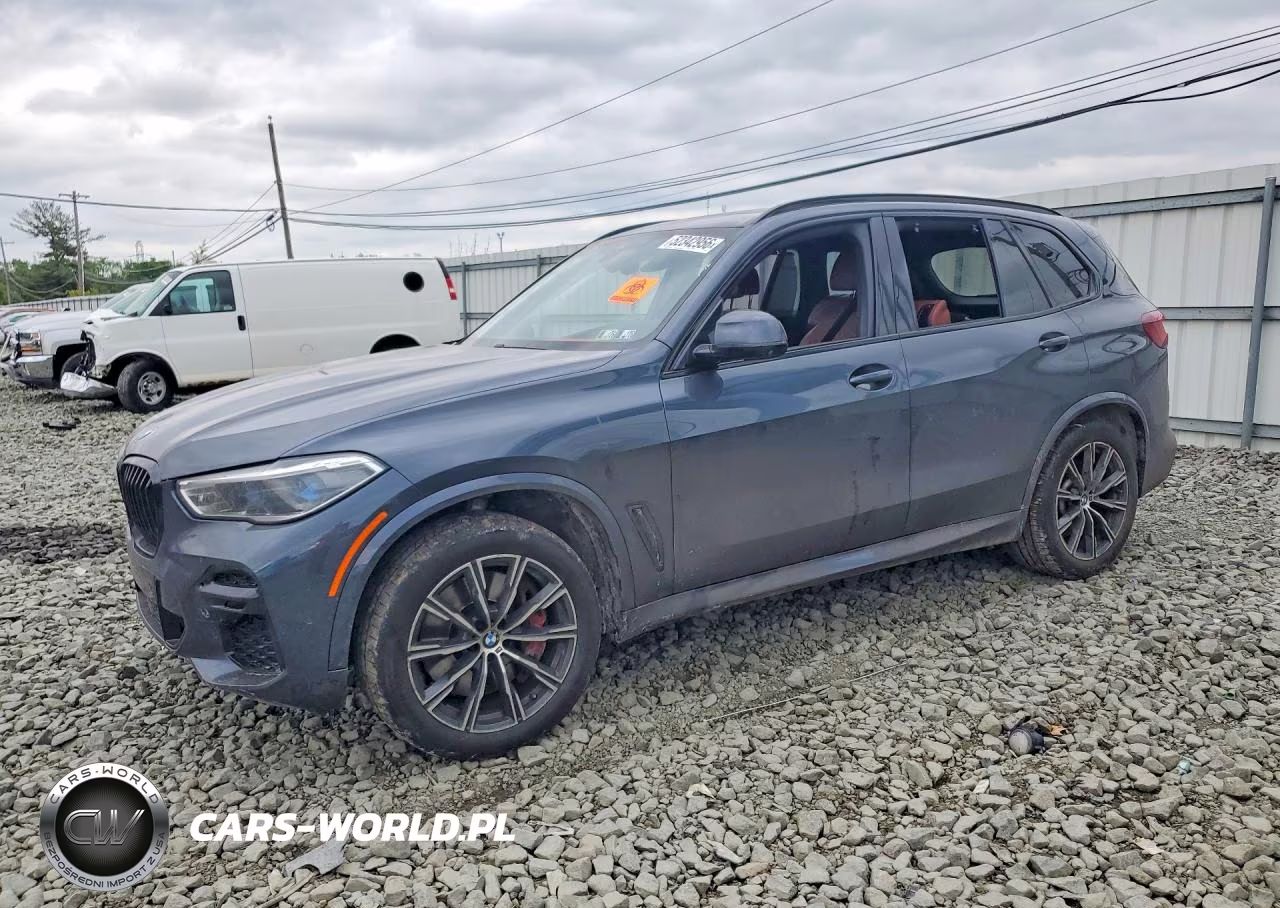 2022 BMW X5 M50I