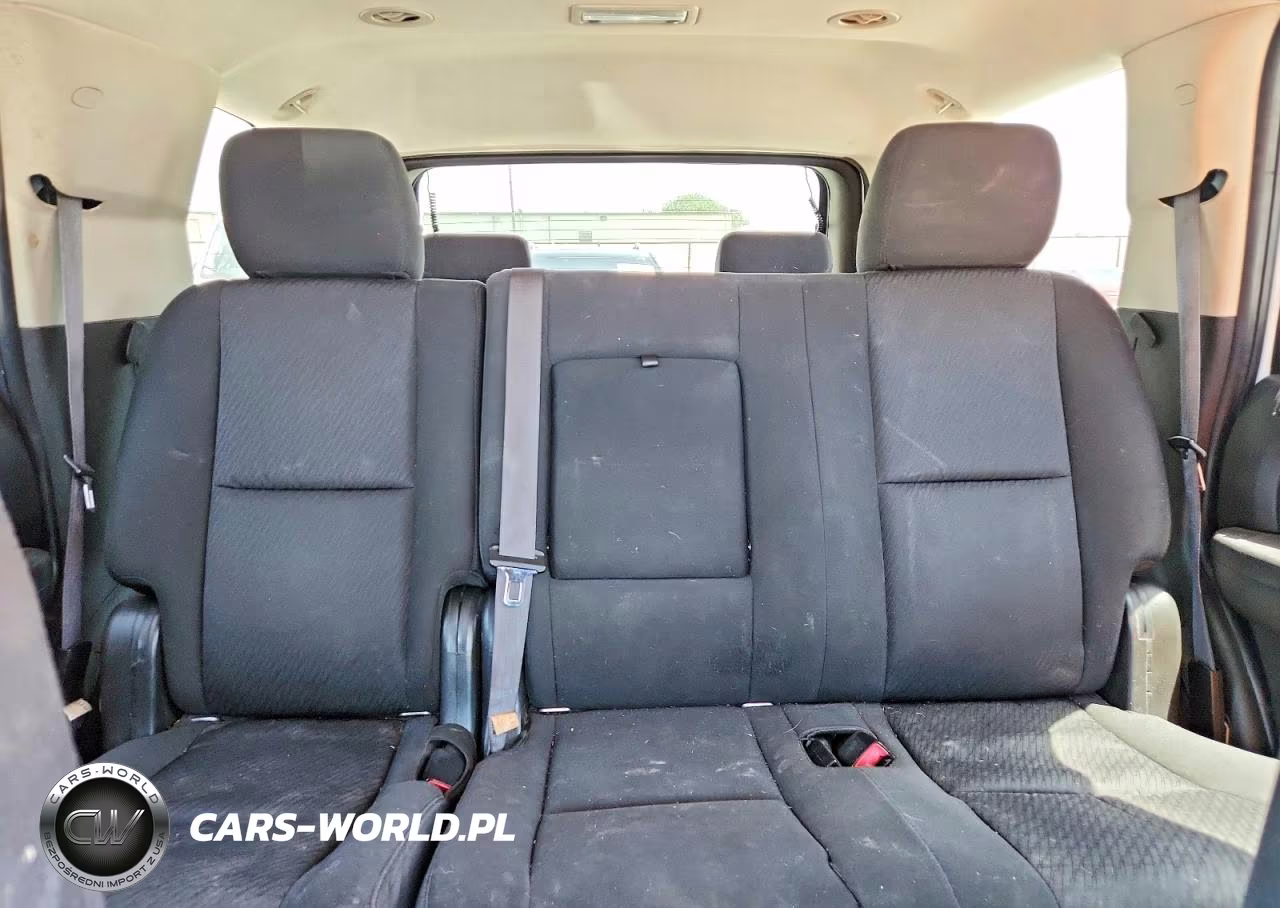 2011 Chevrolet Tahoe VIN:1GNSCAE05BR249429 - 10