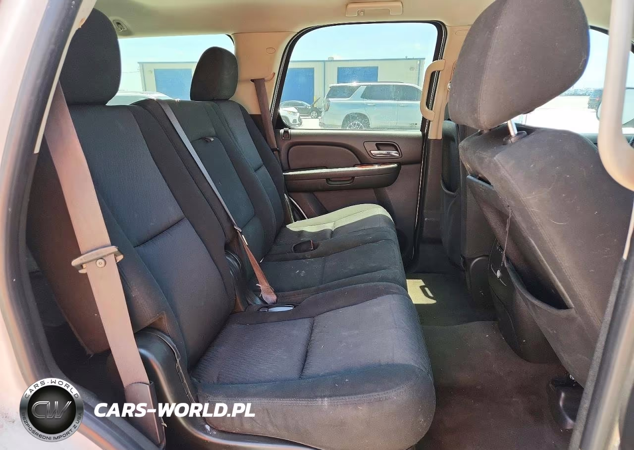 2011 Chevrolet Tahoe VIN:1GNSCAE05BR249429 - 11
