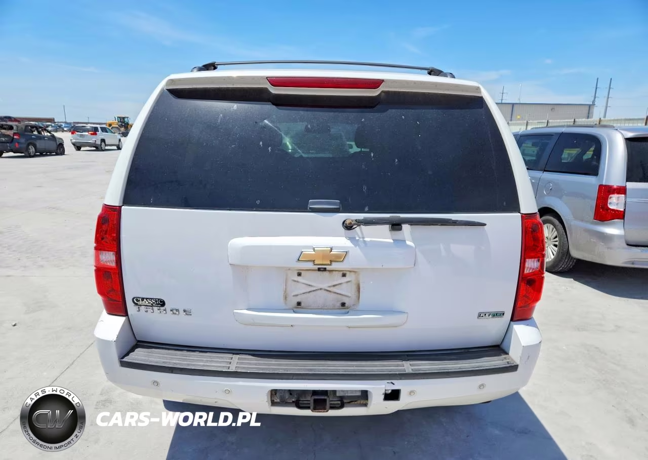 2011 Chevrolet Tahoe VIN:1GNSCAE05BR249429 - 6