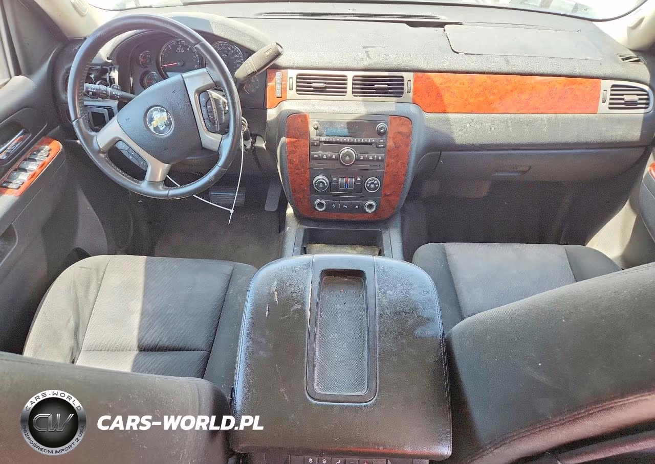 2011 Chevrolet Tahoe VIN:1GNSCAE05BR249429 - 8