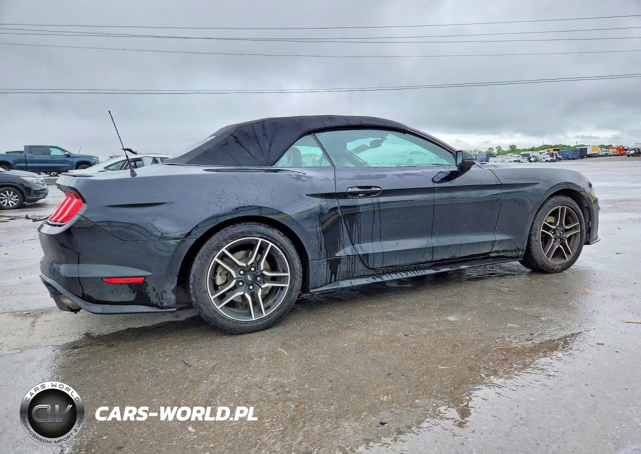 2018 Ford Mustang VIN:1FATP8UHXJ5111236 - 3