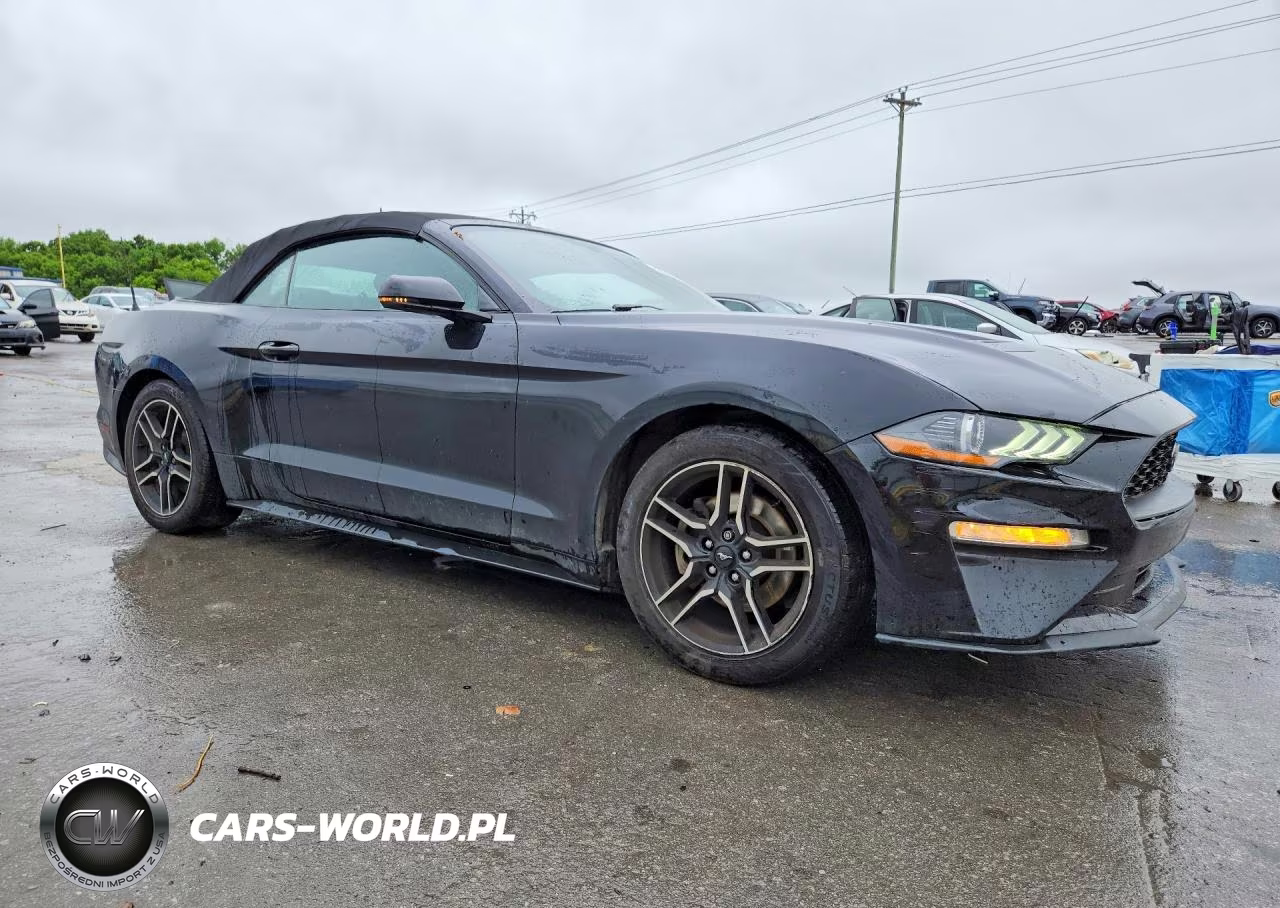 2018 Ford Mustang VIN:1FATP8UHXJ5111236 - 4