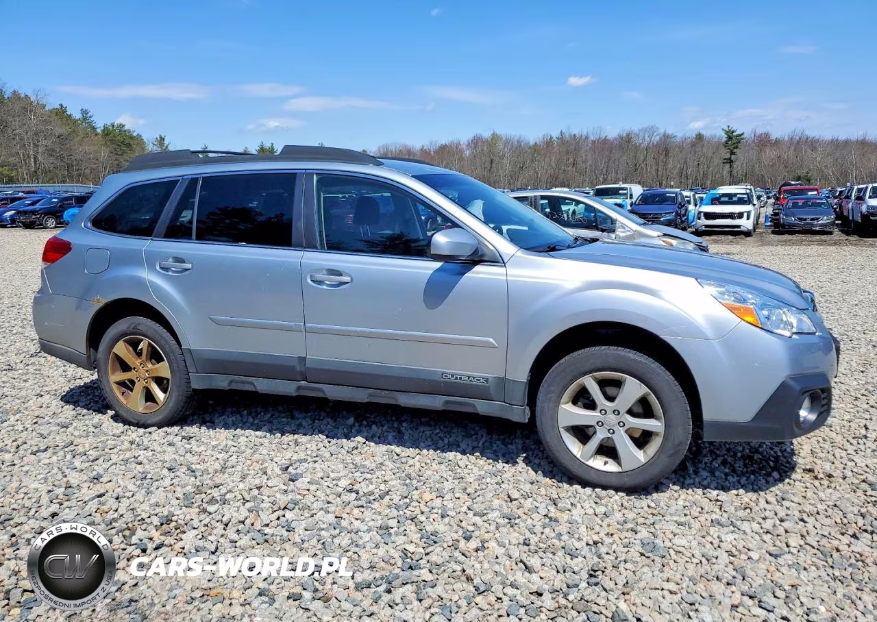 2013 Subaru Outback VIN:4S4BRBCCXD3255254 - 4