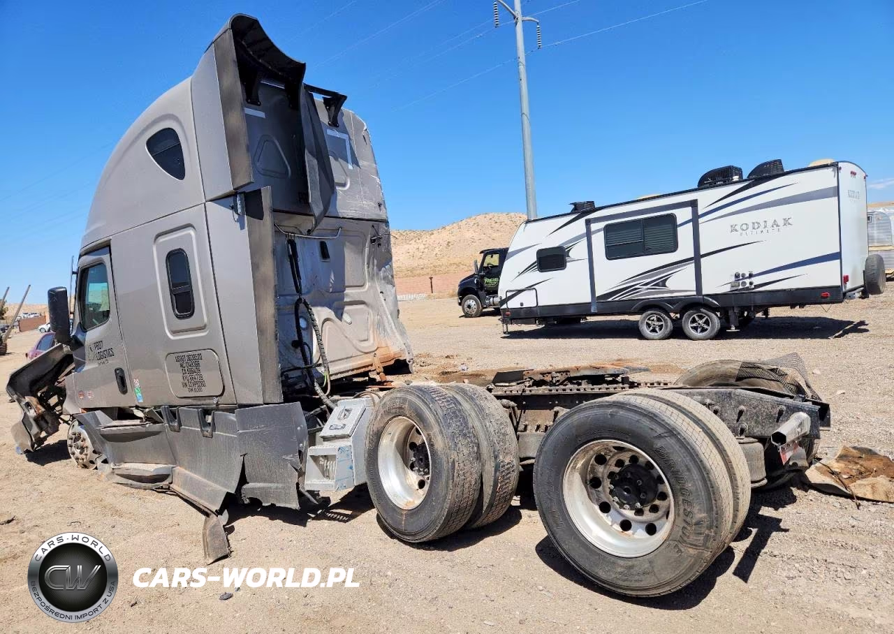 2025 Freightliner Cascadia 126 Semi Truck VIN:3AKJHHDR5SSVP9280 - 3