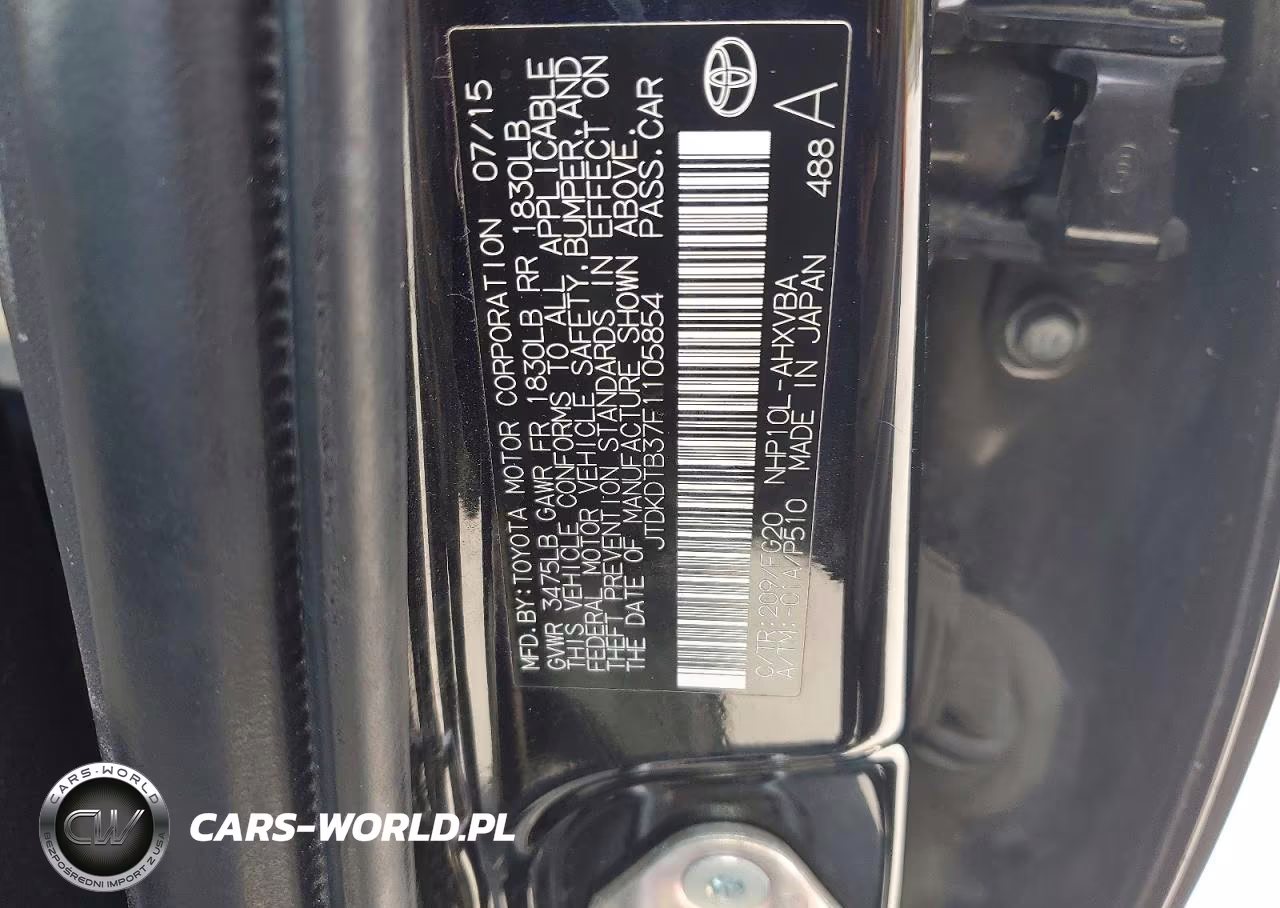 2015 Toyota Prius C Two VIN:JTDKDTB37F1105854 - 12