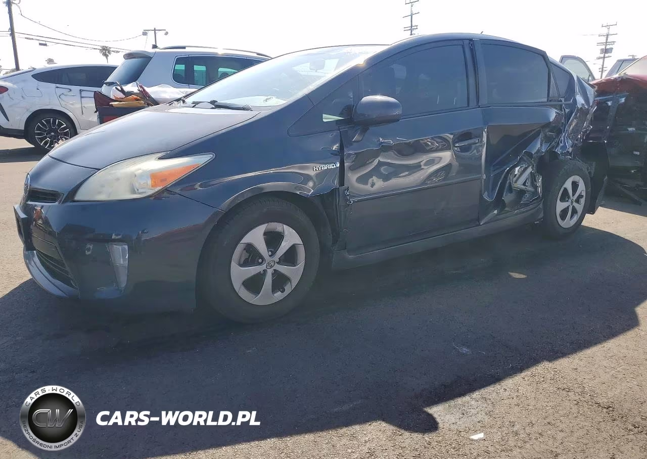 2015 Toyota Prius Three