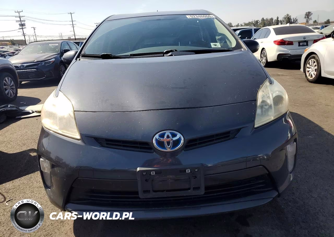 2015 Toyota Prius Three VIN:JTDKN3DU2F0431389 - 5