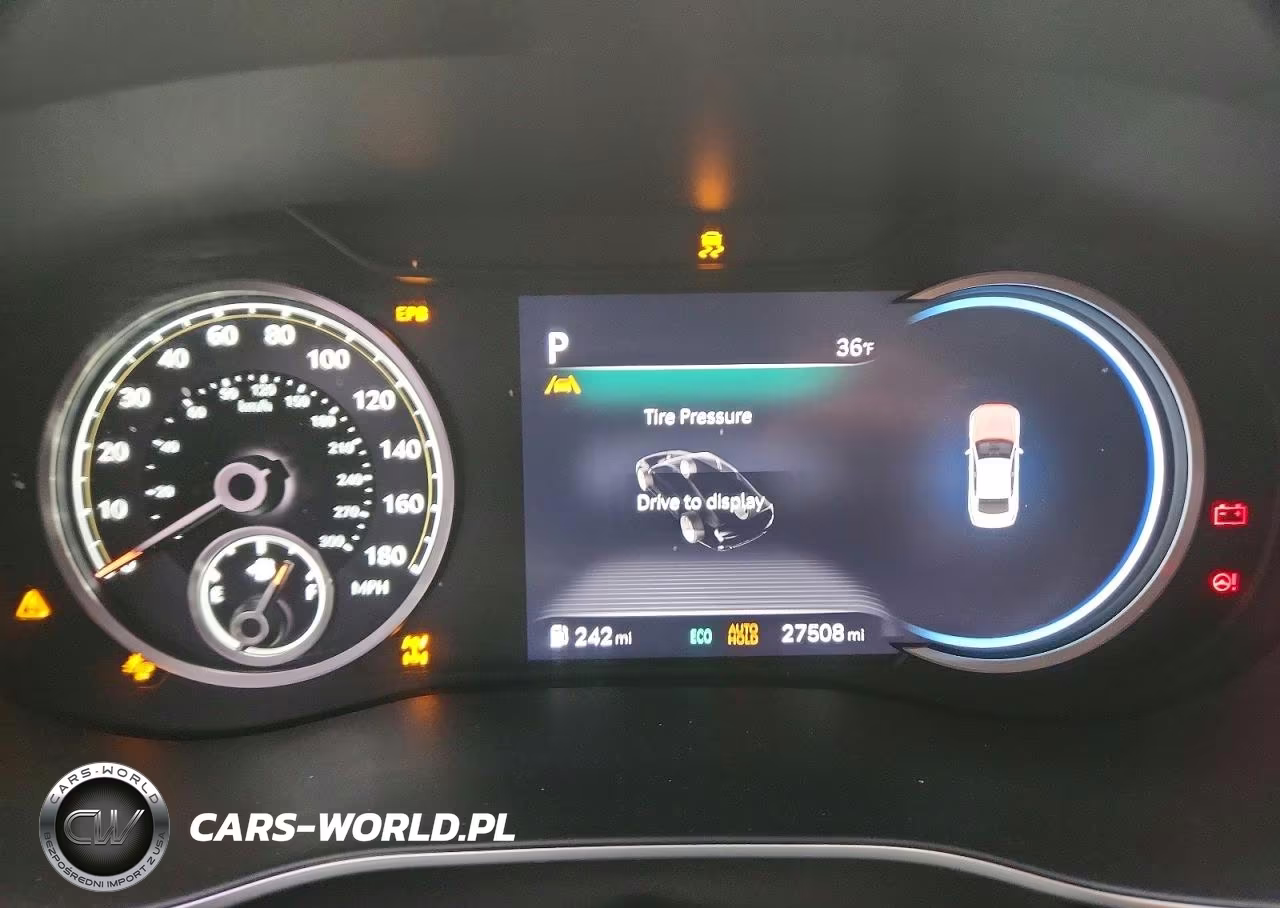 2023 Genesis G70 3.3T Standard VIN:KMTG54TE6PU114975 - 9