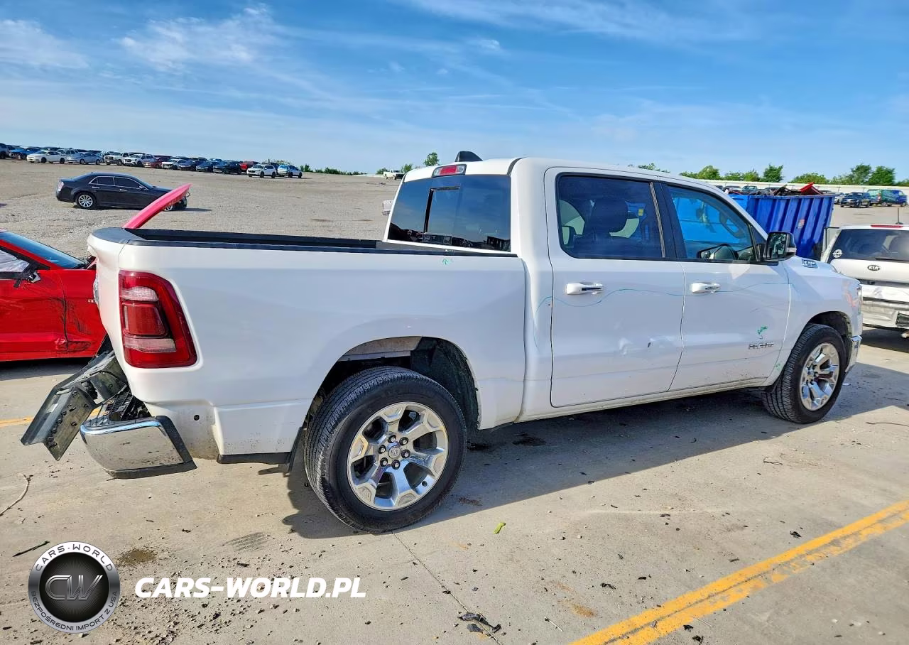 2019 Ram 1500 Big Horn VIN:1C6RREFT7KN526702 - 3