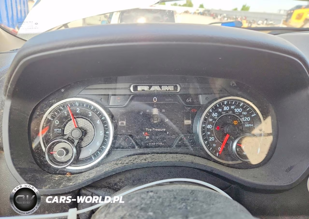 2019 Ram 1500 Big Horn VIN:1C6RREFT7KN526702 - 9