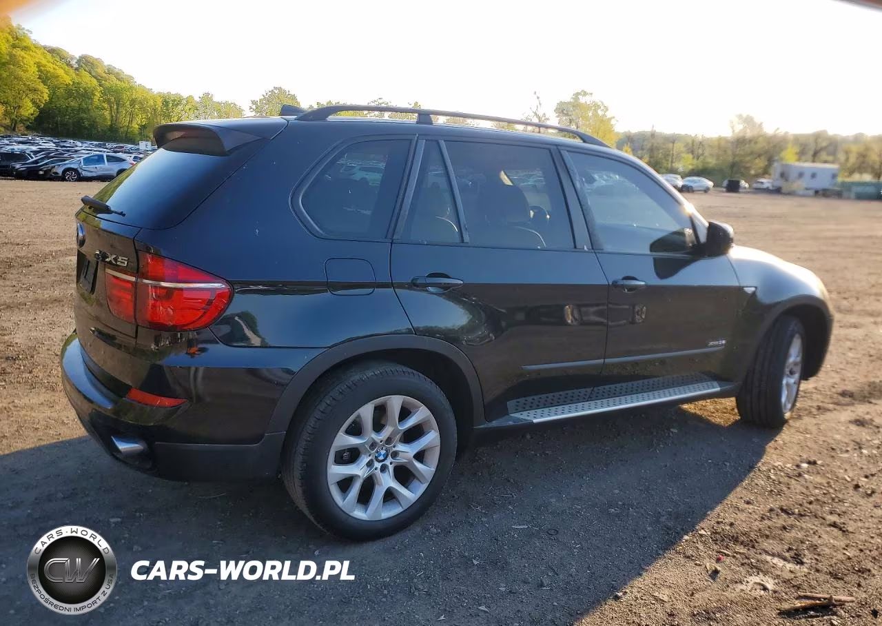 2012 BMW X5 xDrive35I VIN:5UXZV4C57CL986765 - 3